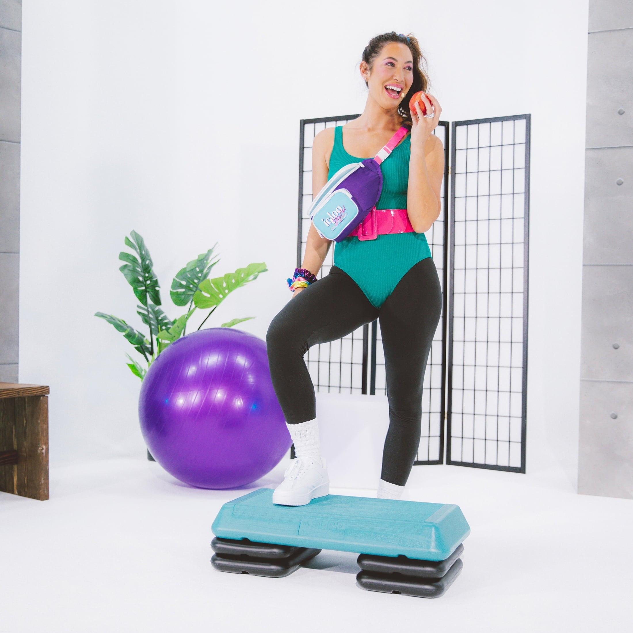 3 can Retro Fanny Pack Cooler Bag, Purple and Aqua Blue