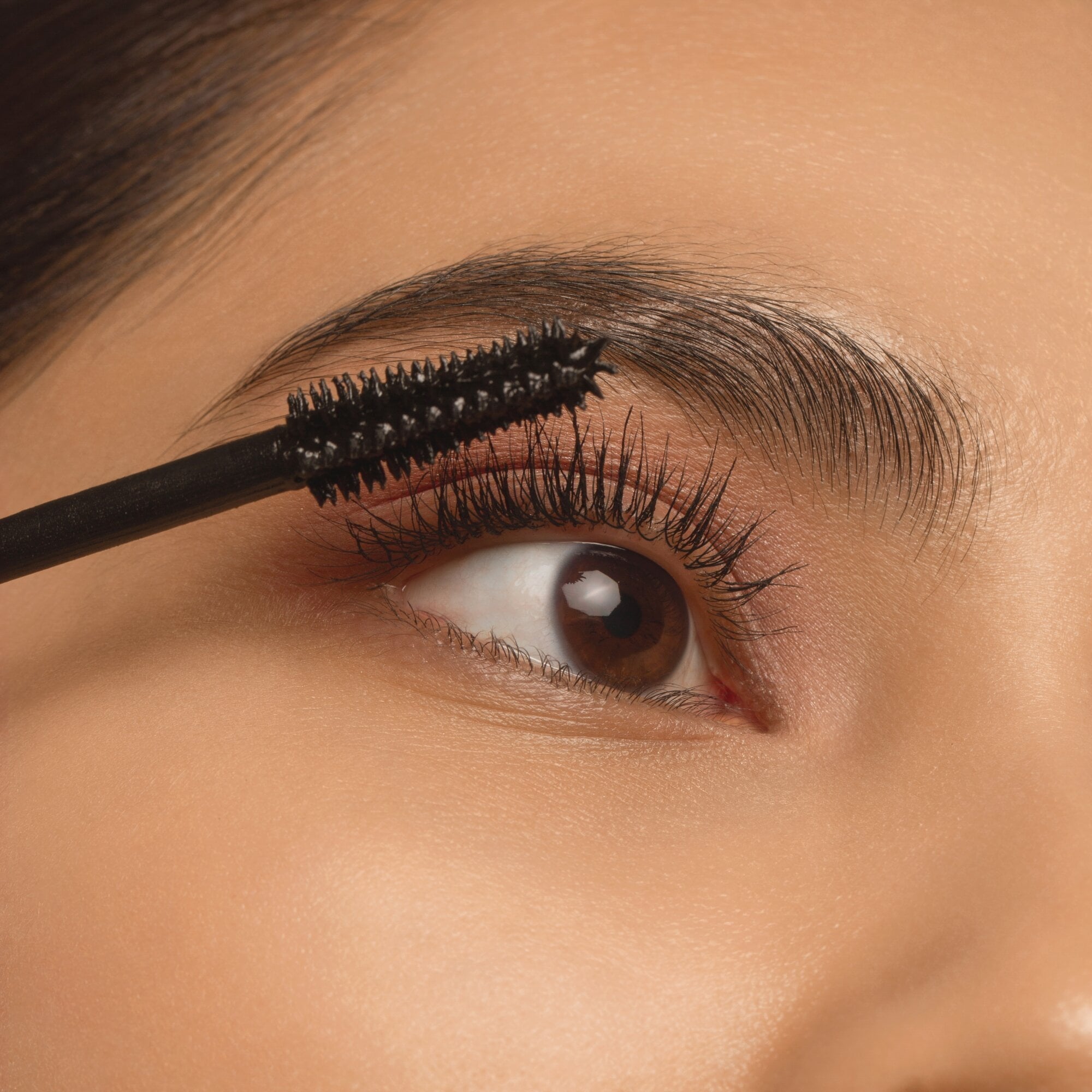 Call Me Queen Dramatic False Lash Effect Mascara, Black