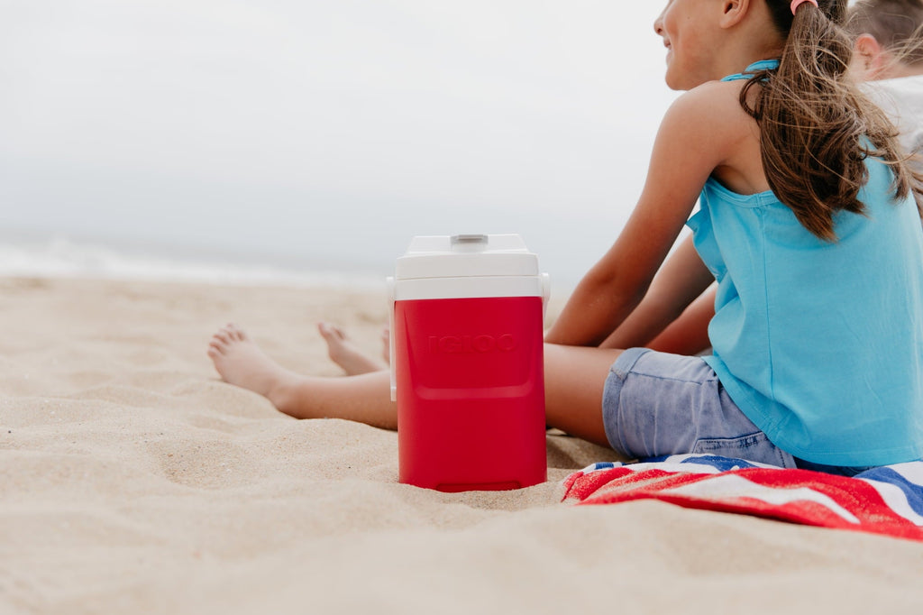 1/2 Gallon Sports Beverage Plastic Jug with Hooks, Gray
