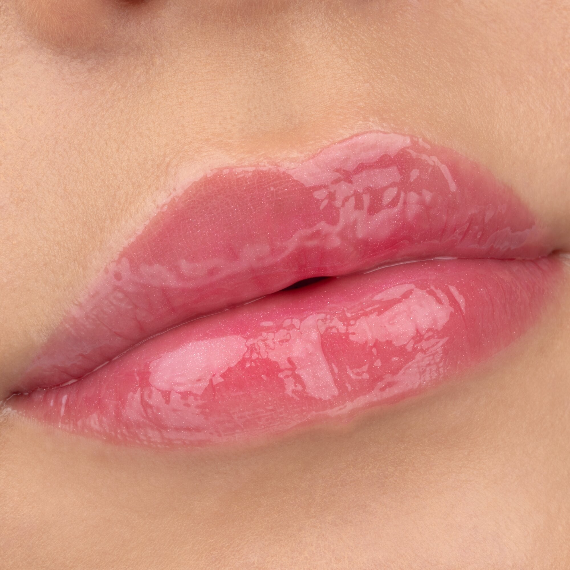 Juicy Bomb Shiny Lip Gloss, 101 Lovely Litchi
