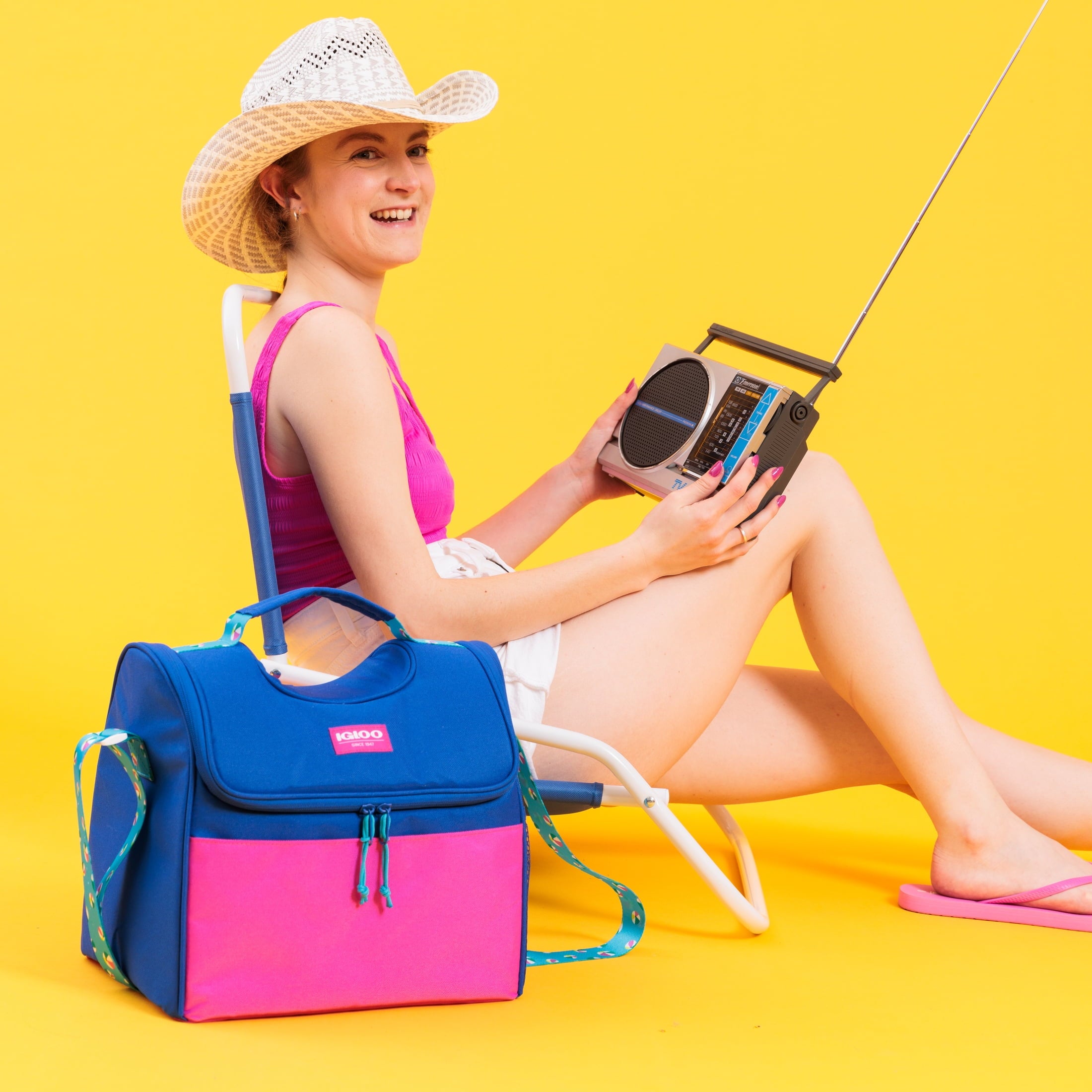 18 Can Laguna Gripper Soft Sided Cooler, Fuchsia Pink