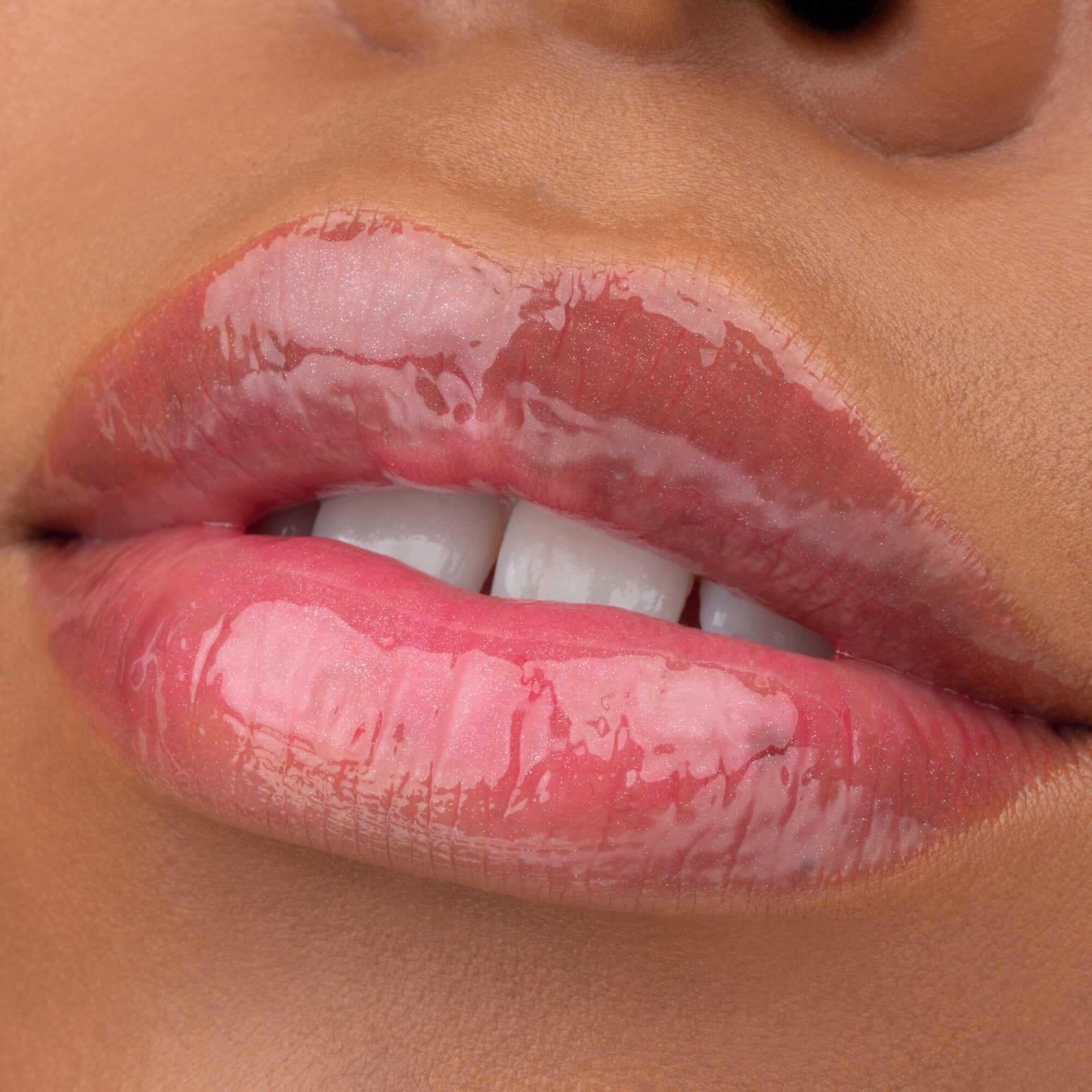 Juicy Bomb Shiny Lip Gloss, 101 Lovely Litchi