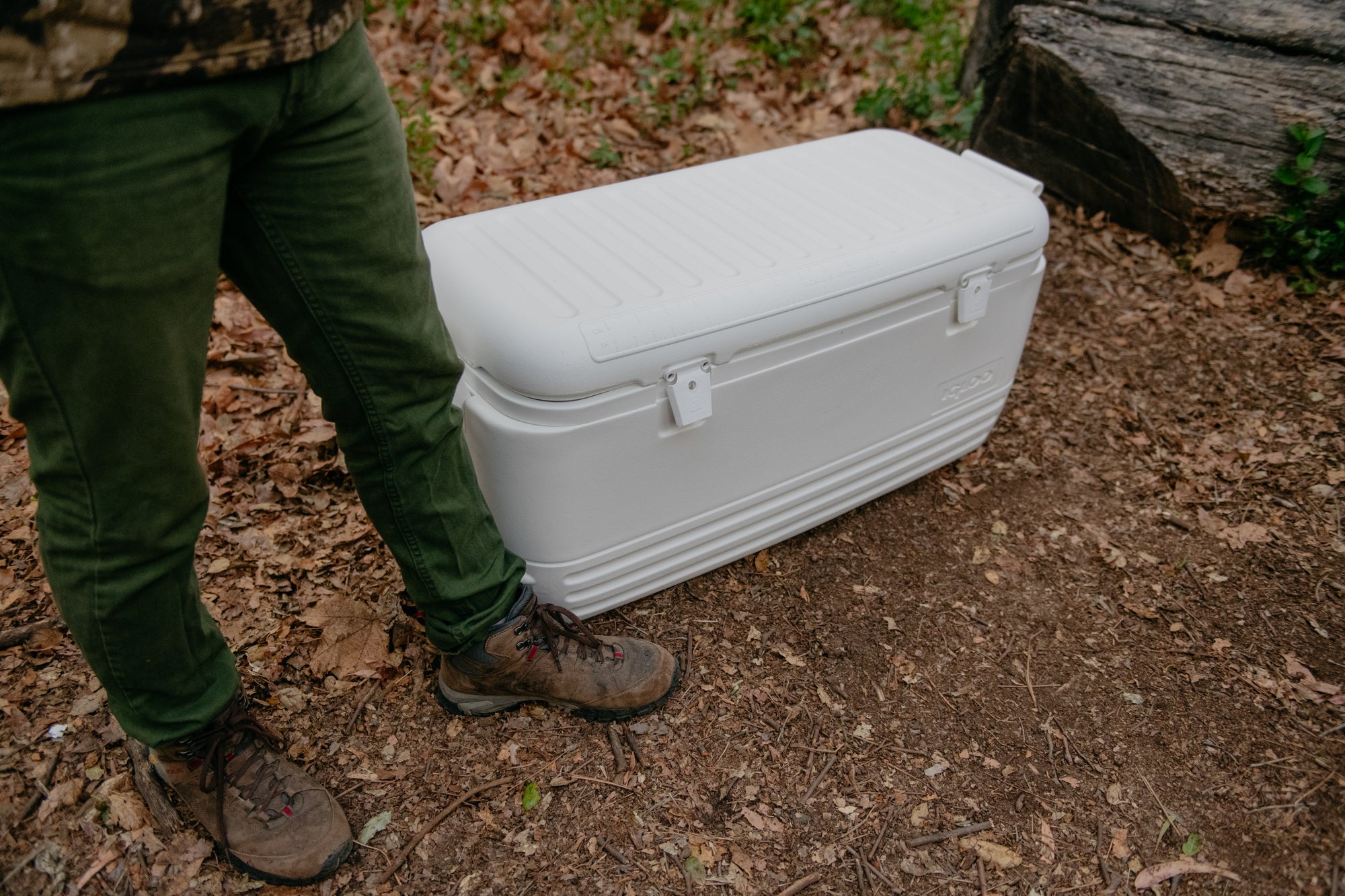 120 qt. Quick & Cool Polar Ice Chest Cooler, White