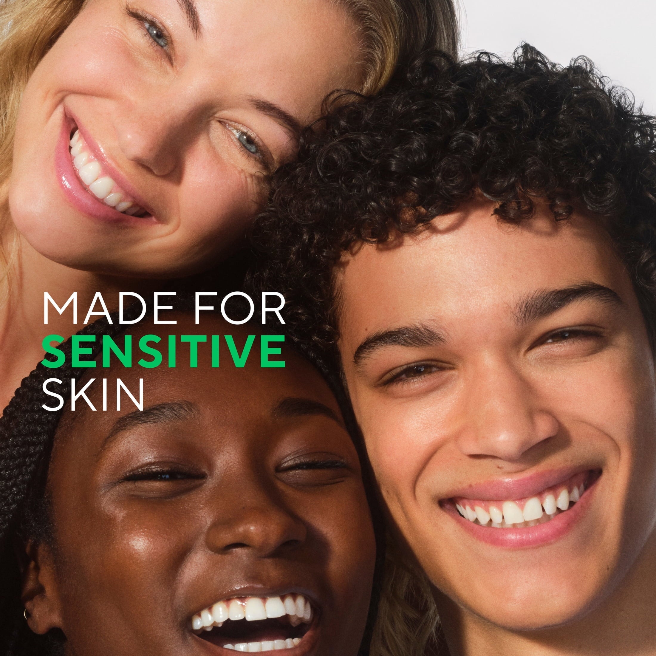 Gentle Face Wash for Sensitive Skin, Fragrance Free, Sulfate Free, with Vitamin B3 and Aloe, Dermatologist Tested, 12.5fl oz