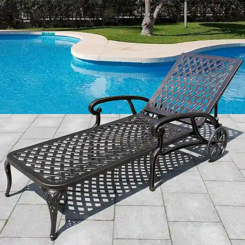 Aluminum Outdoor waterproof Chaise Lounge Chair With Wheels Adjustable Reclining