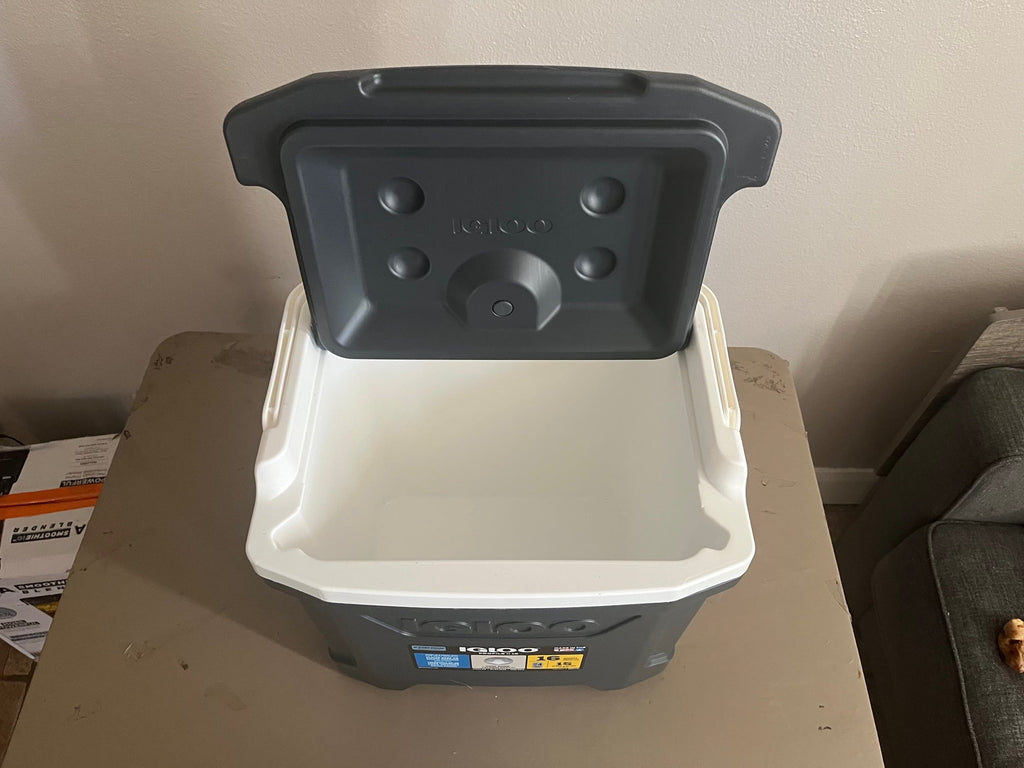 16qt Ice Chest Water Cooler with Bail Handle, Jet Carbon