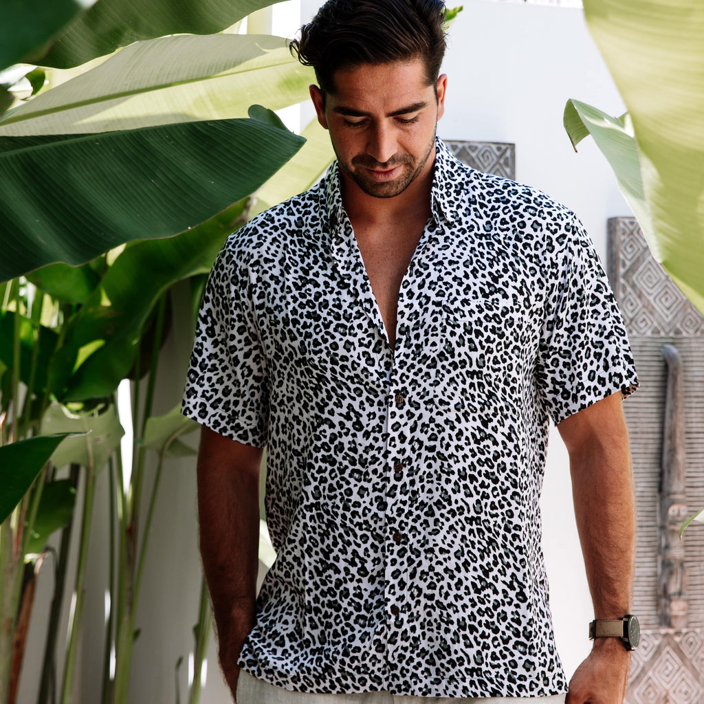 The Island Cat - Short Sleeve Shirt