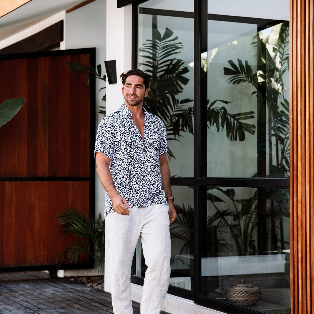 The Island Cat - Short Sleeve Shirt